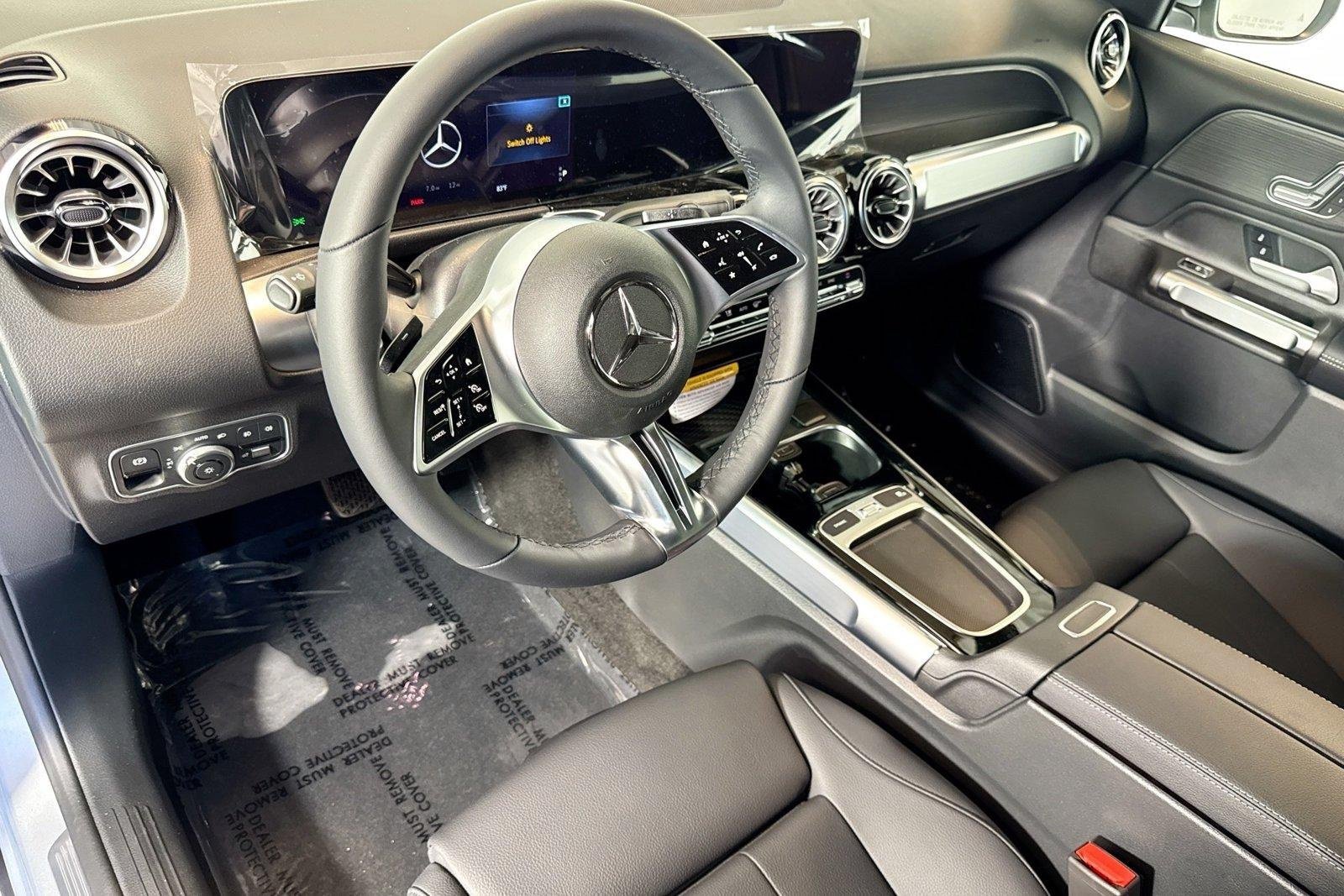 New 2026 Cirrus Silver Metallic Mercedes-Benz GLB 250 image 9