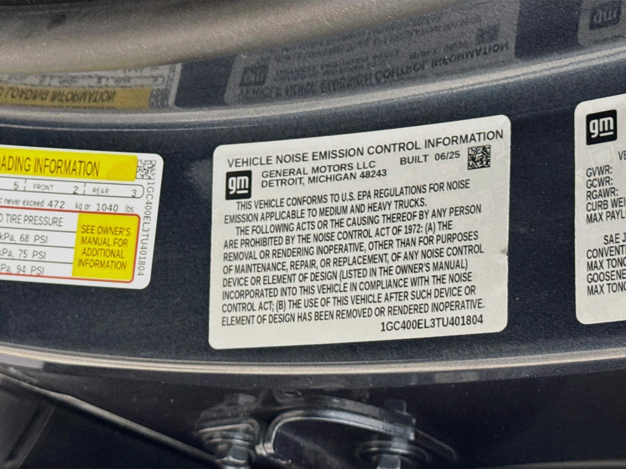 Used 2026 Blue Smoke Metallic Chevrolet LT - Max Range image 34