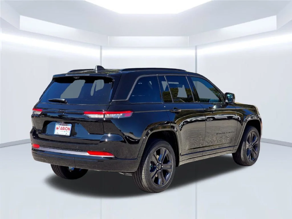 New 2027 Black Jeep Limited Reserve image 21