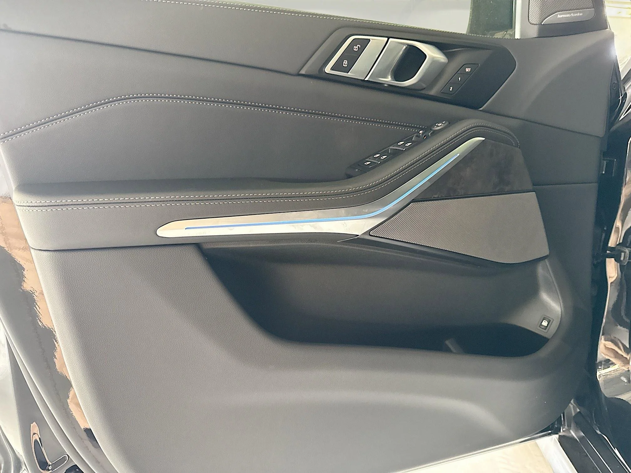 2026 BMW X5 50e - Photo 22