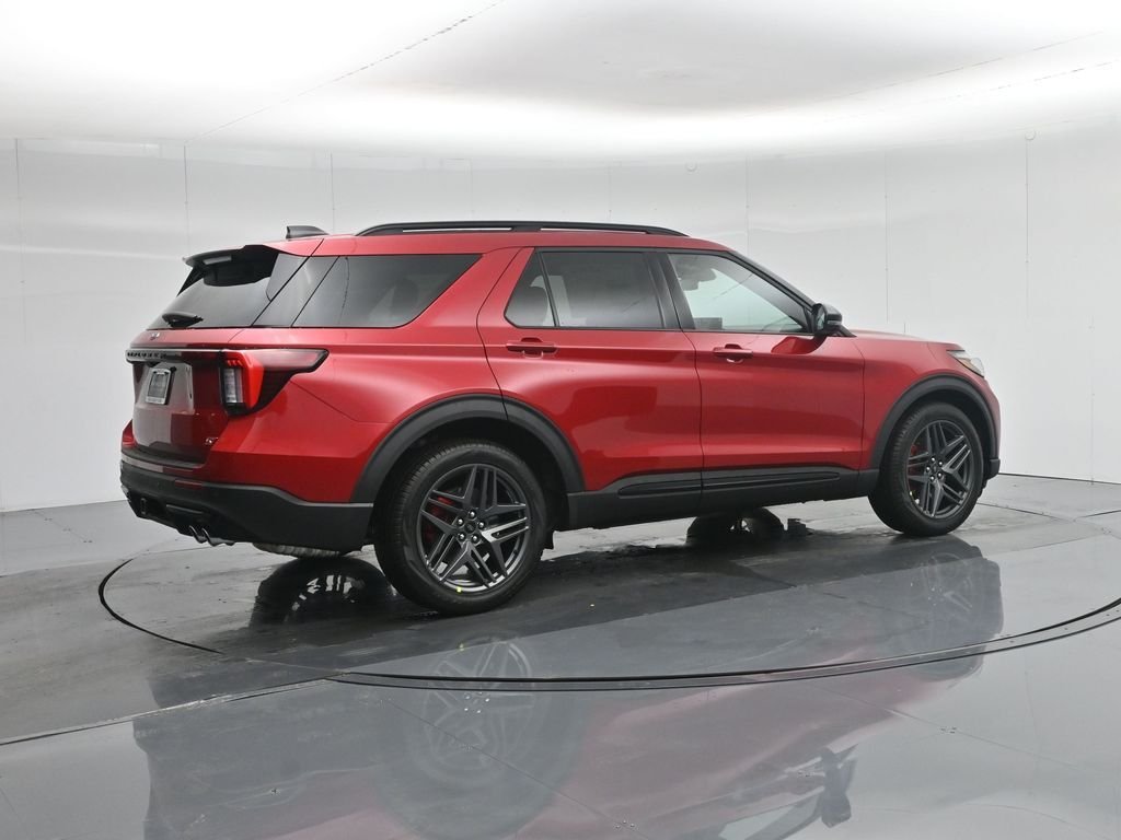 New 2026 Rapid Red Metallic Tinted Clearcoat Ford ST image 33