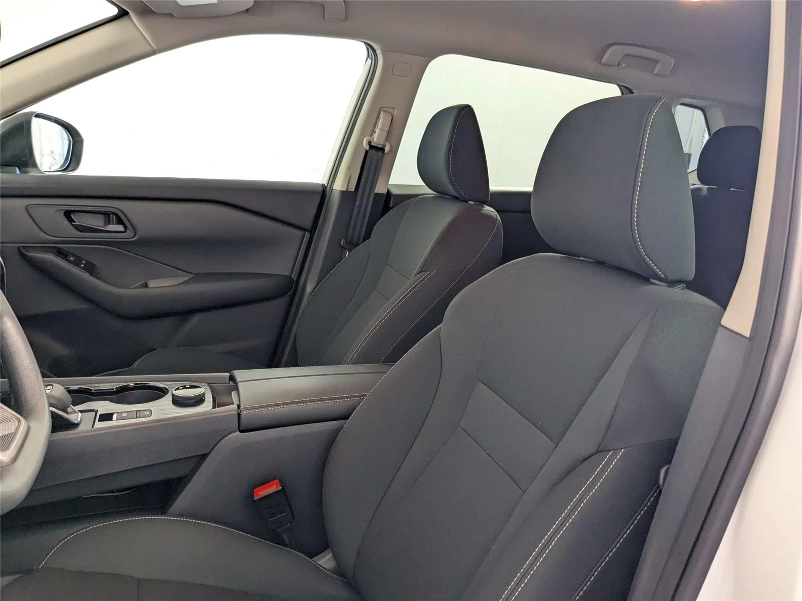 2026 Nissan Rogue S - Photo 13