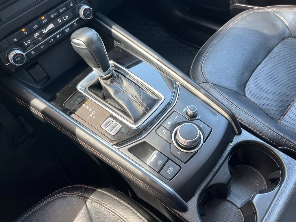Used 2019 Blue Mazda Grand Touring Reserve image 33