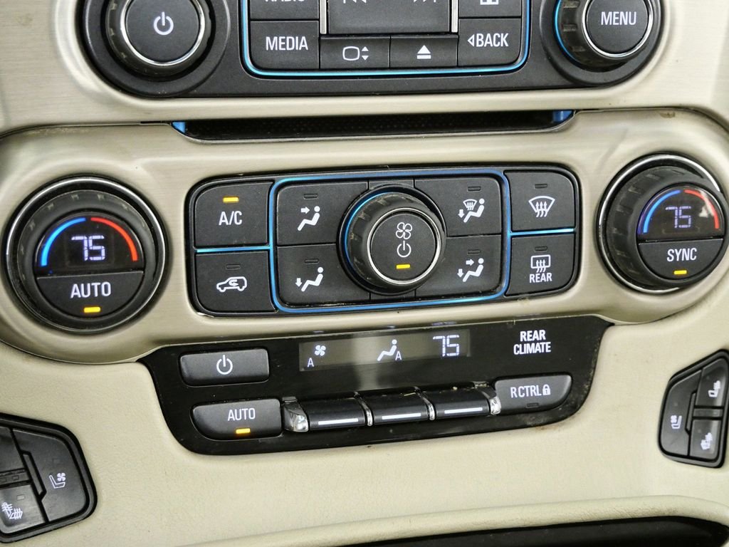 Used 2018 White GMC Denali image 44