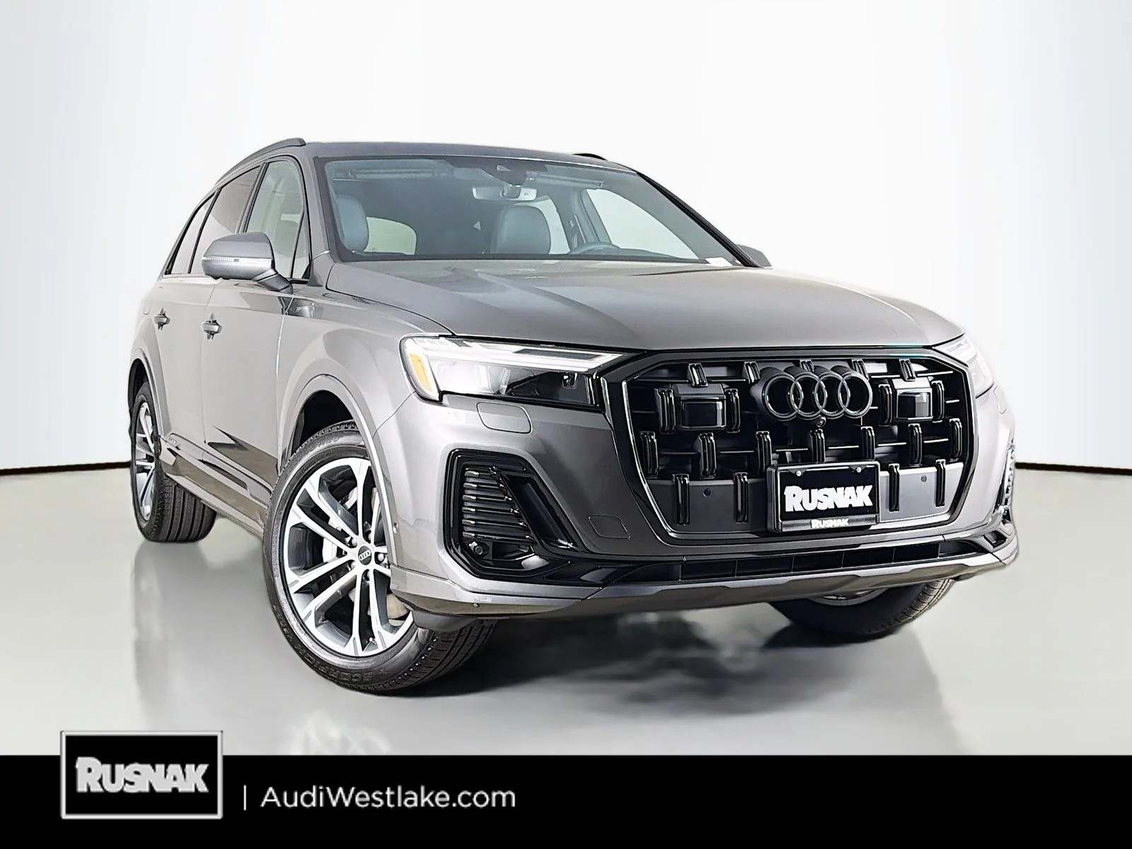 New 2026 Audi Q7 45 Premium quattro 4D Sport Utility