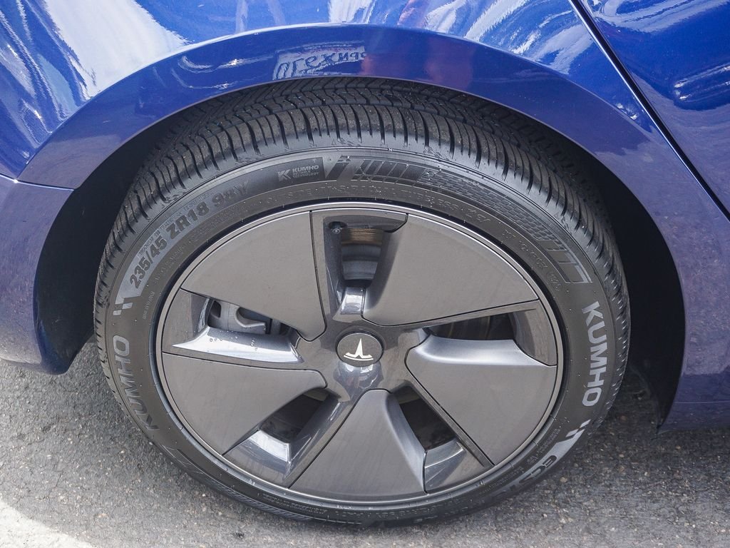 Used 2023 Deep Blue Metallic Tesla Base image 9