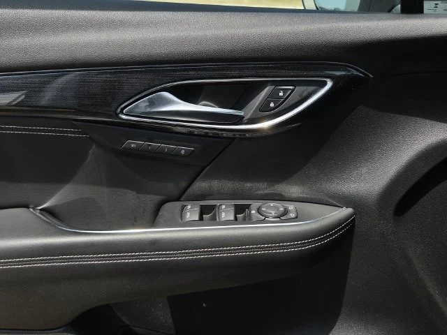 Used 2023 White Buick Essence image 31