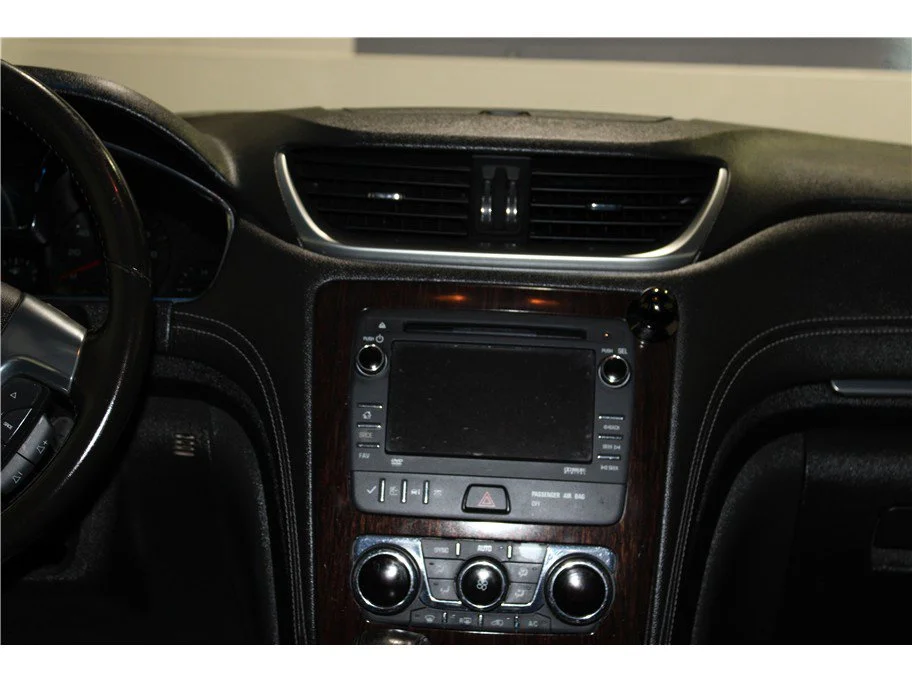 Used 2015 Tungsten Metallic Chevrolet LT image 15