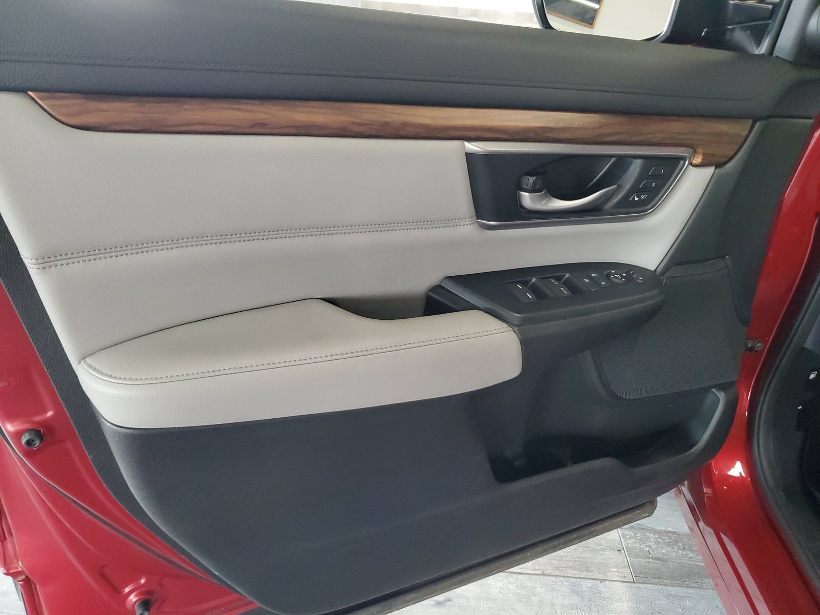 Used 2022 Red Honda Touring image 13