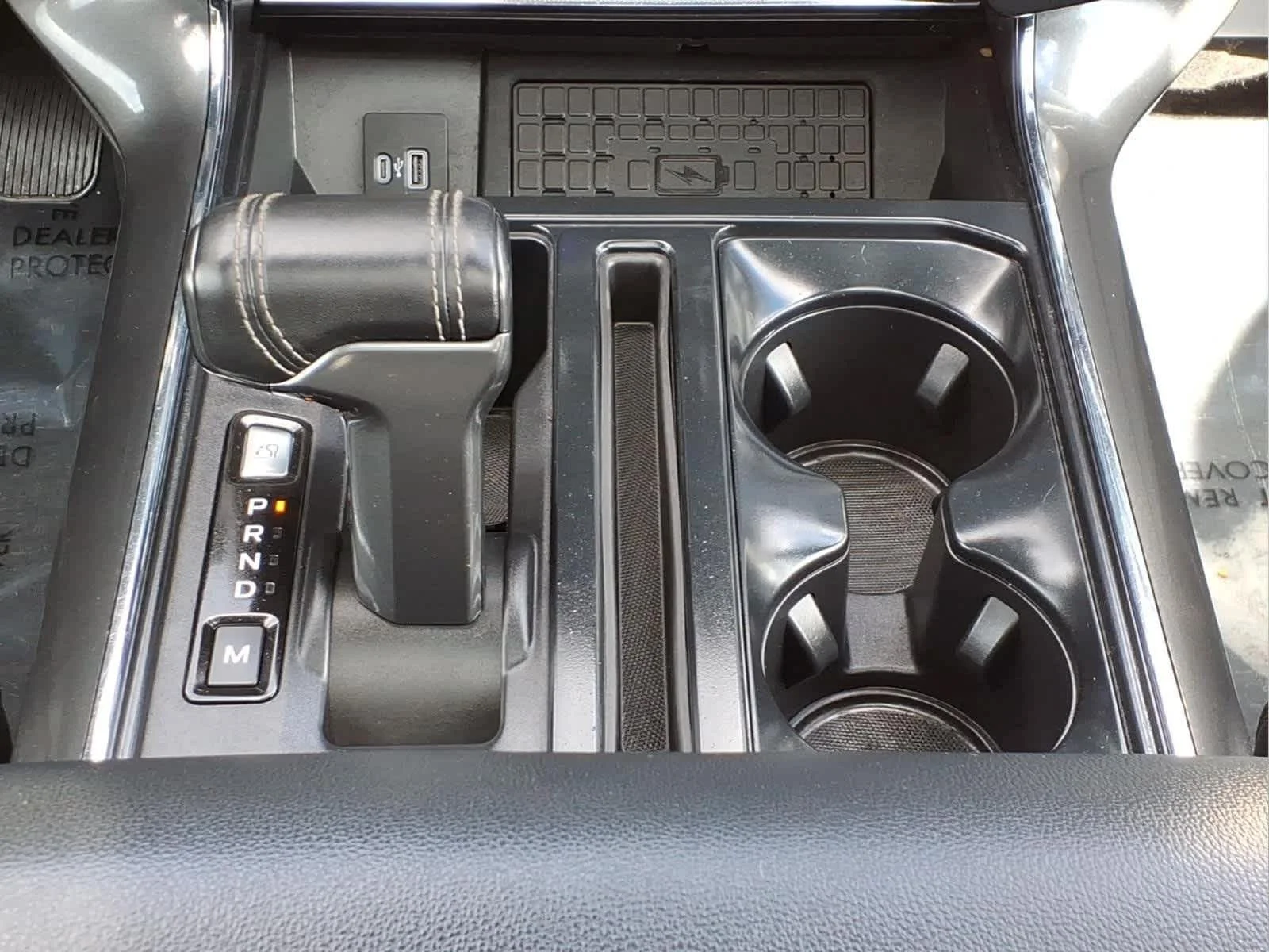 Used 2023 Agate Black Ford LARIAT image 26