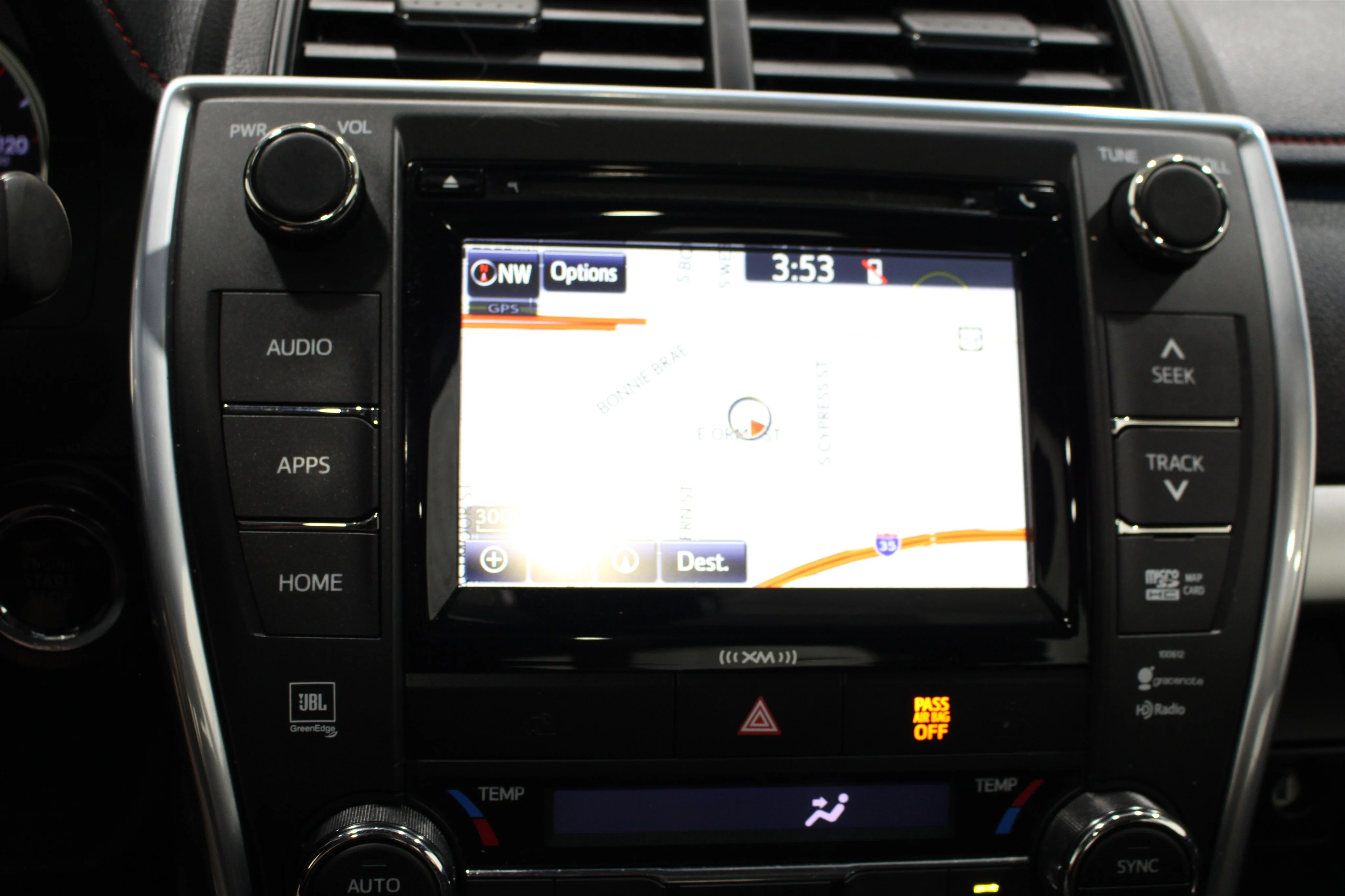 2017 Toyota Camry XSE - Photo 15
