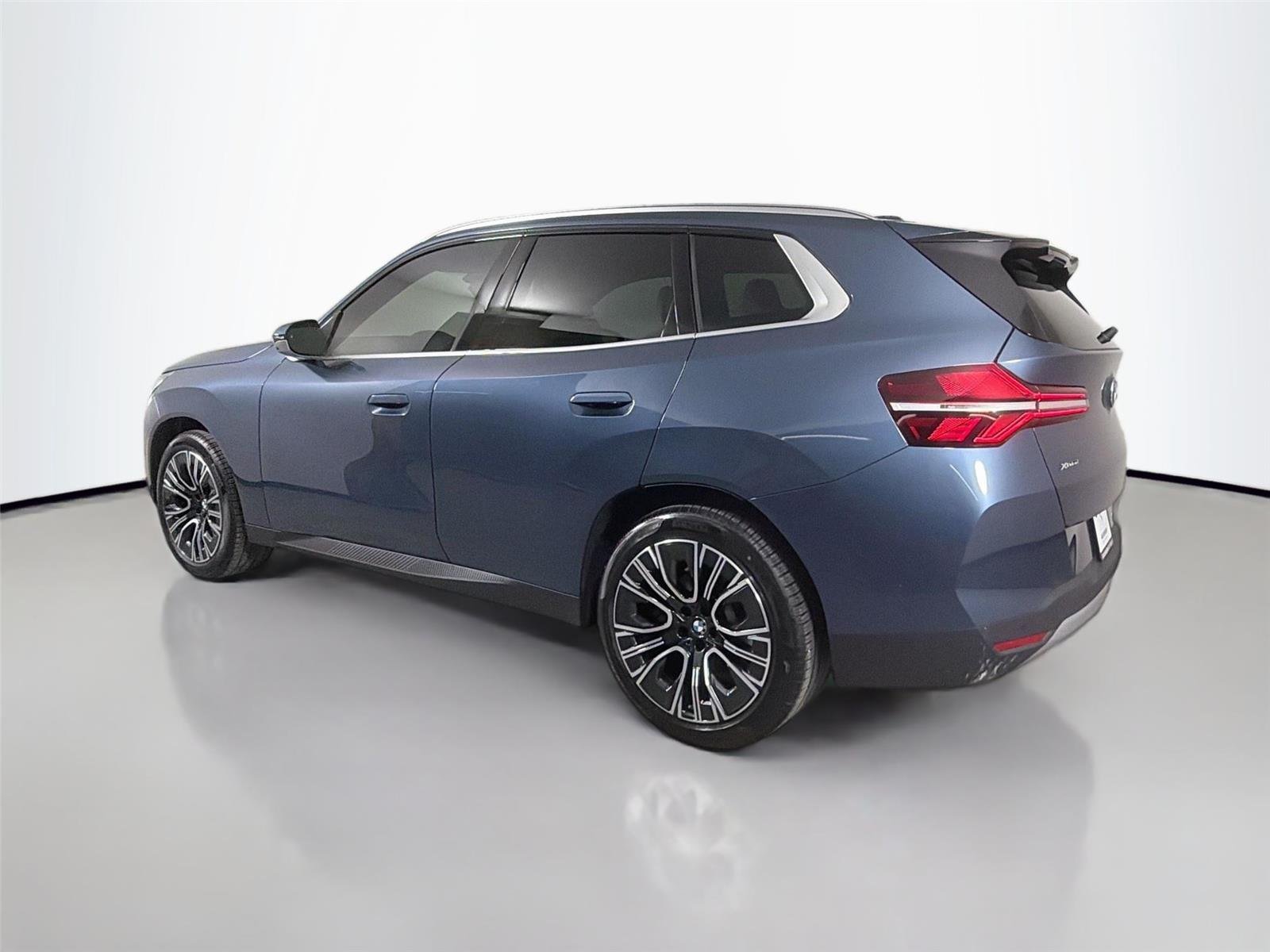 New 2026 Arctic Race Blue Metallic BMW 30 xDrive image 7