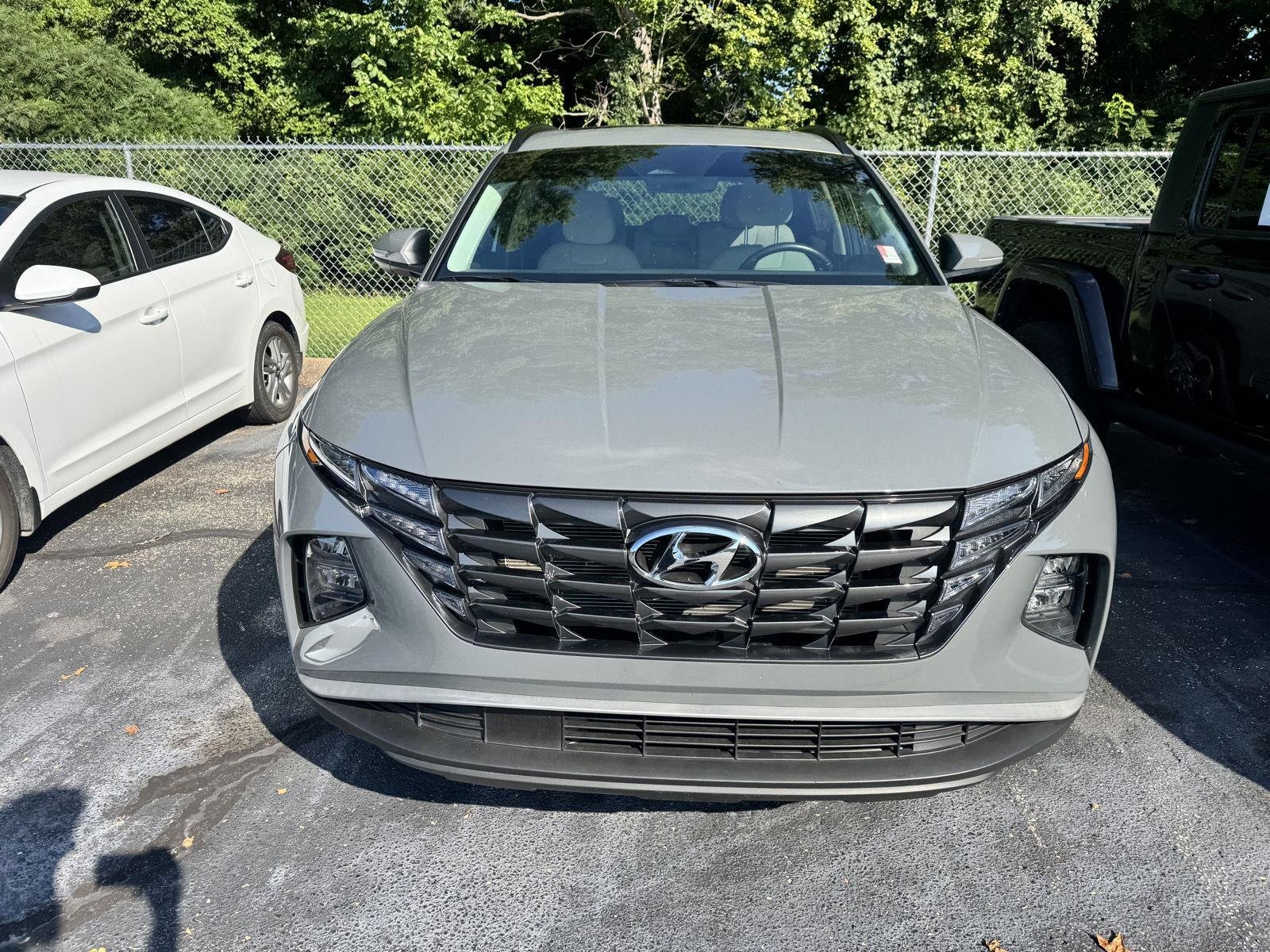 Certified Used 2024 Hampton Gray Hyundai SEL image 2