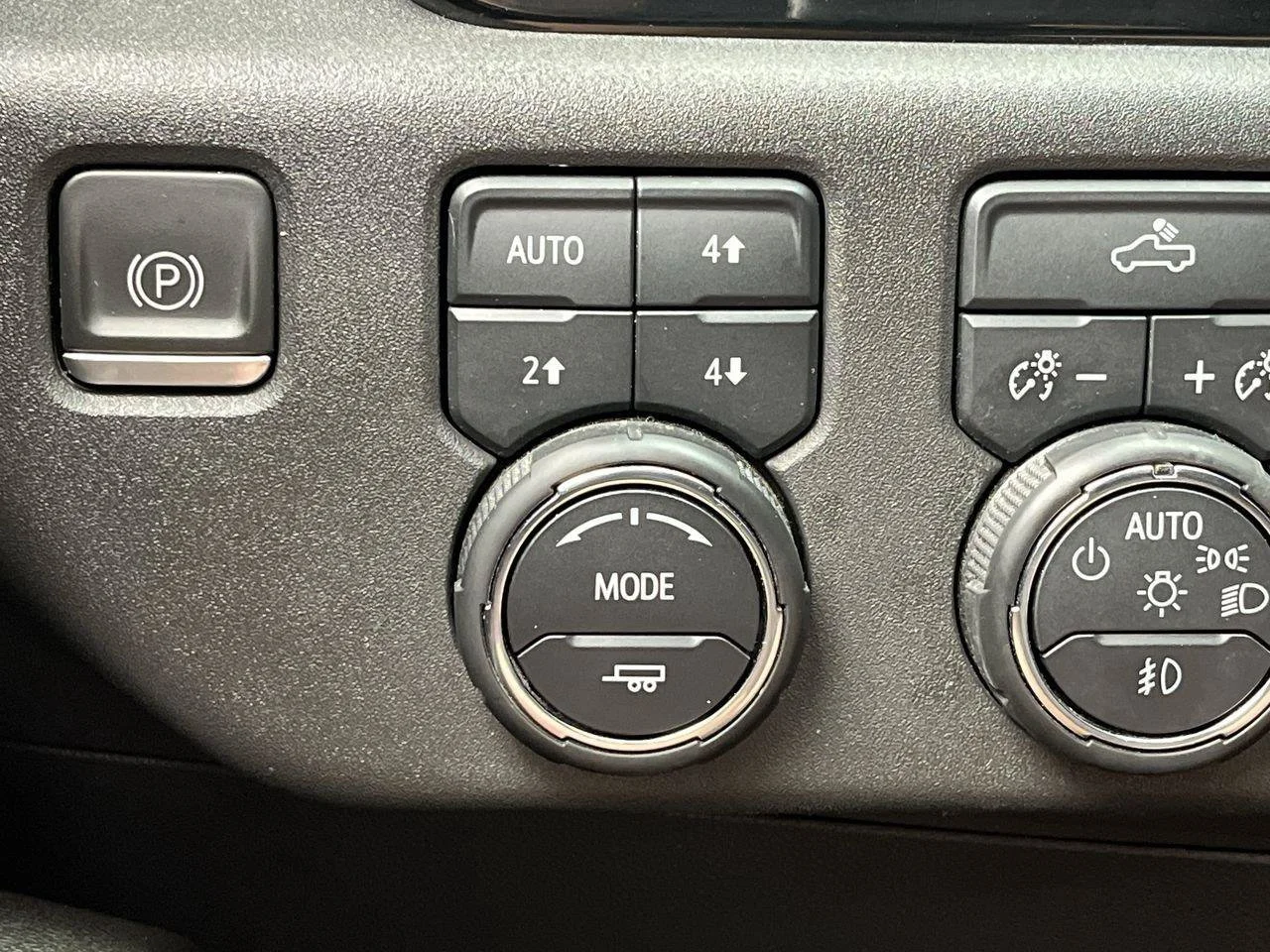 Used 2023 NORTHSKY BLUE METALLIC Chevrolet LT Trail Boss image 17