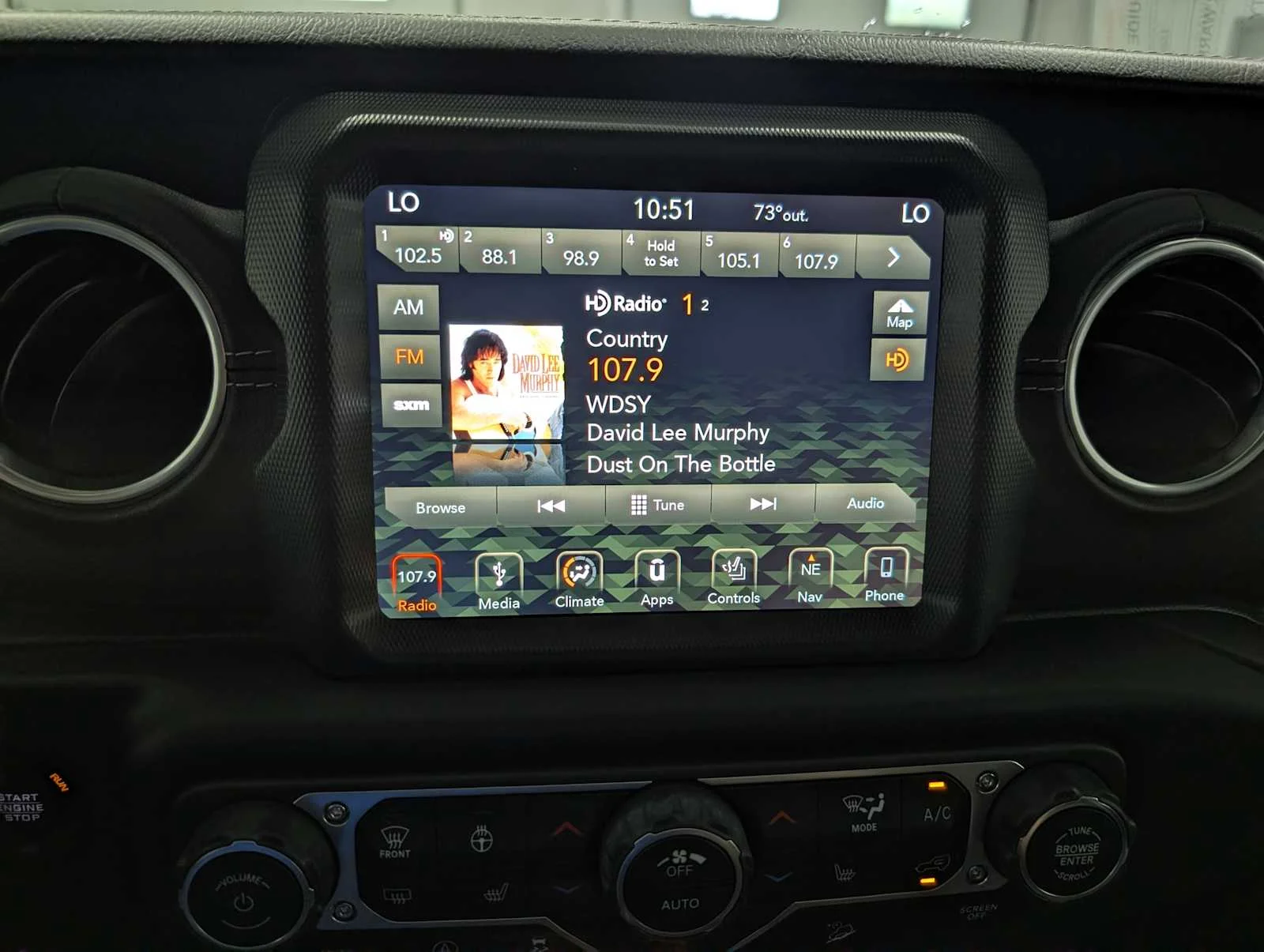 Used 2018 Black Clearcoat Jeep Sahara image 20