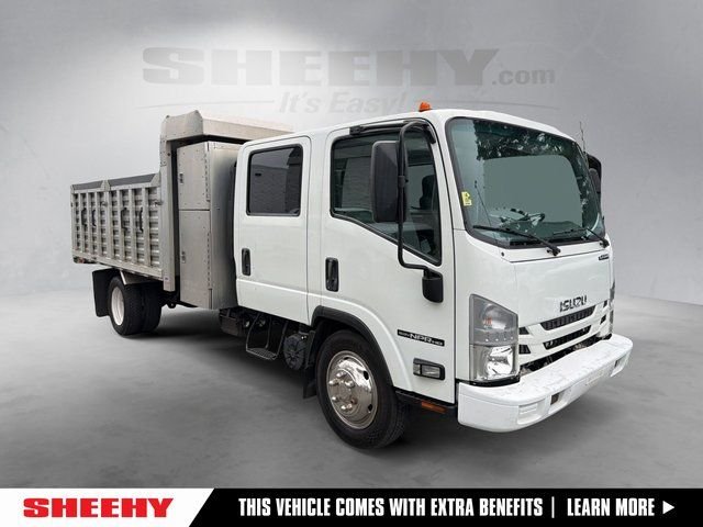 2018 Isuzu NPR-HD's photo