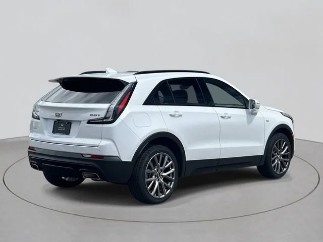 Used 2019 CRYSTAL WHITE TRICOAT Cadillac AWD Sport image 4