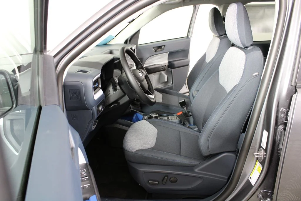 New 2026 Oxford White Ford XLT image 21