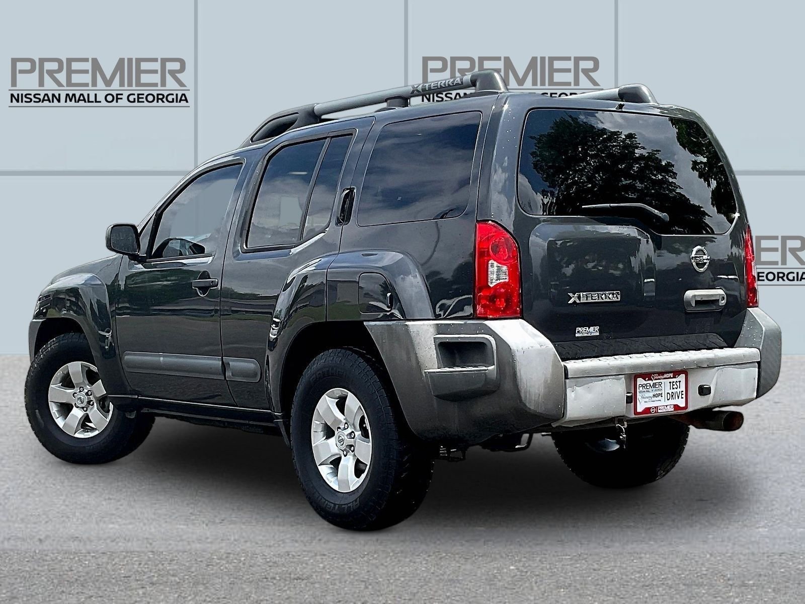 Used 2013 Black Nissan S image 5