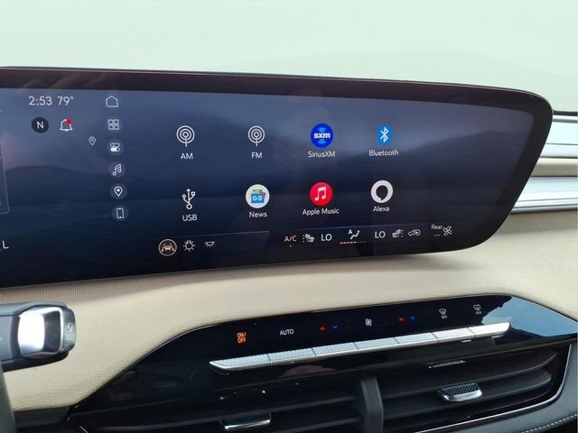 Used 2025 White Buick Preferred image 27
