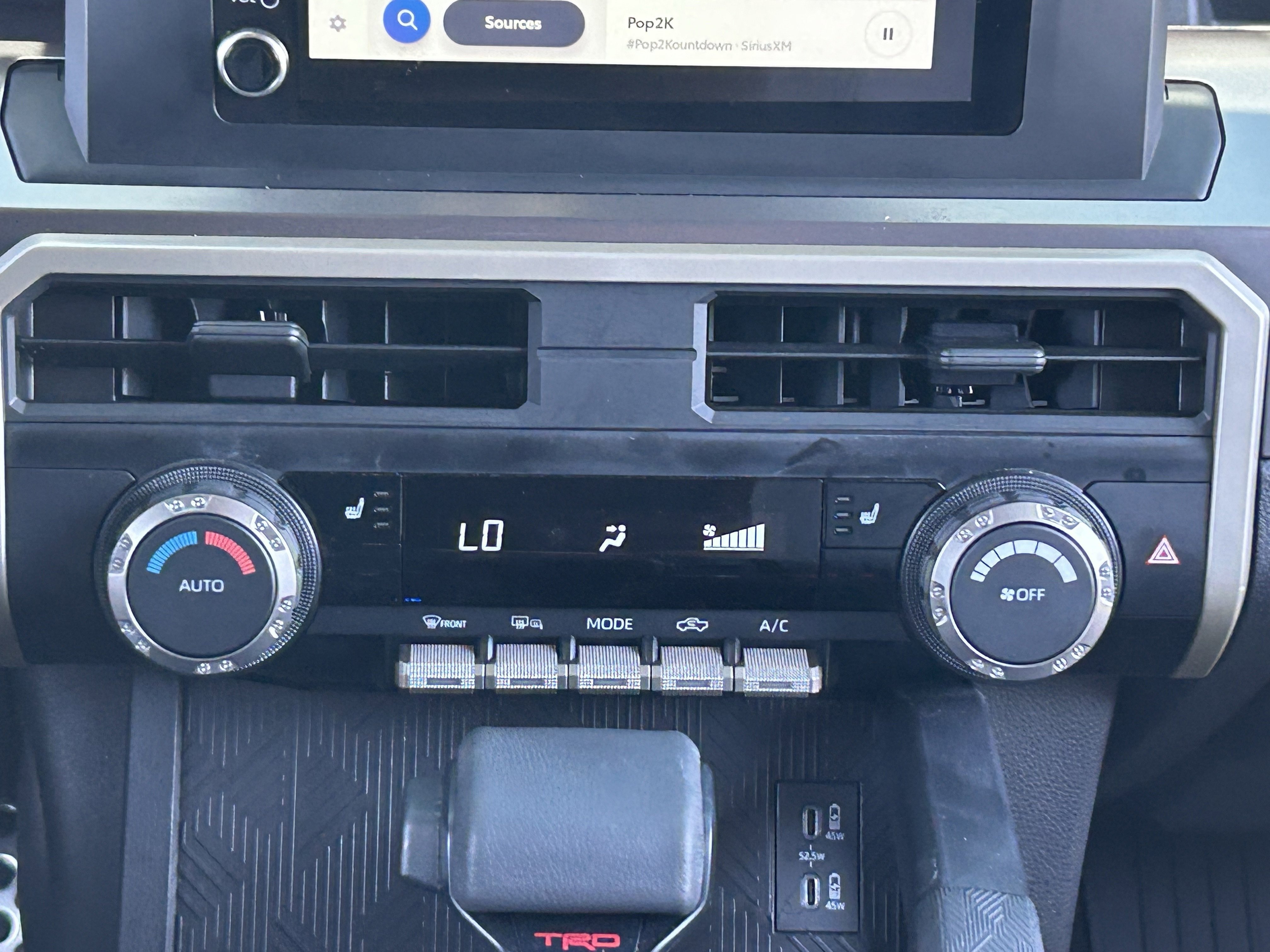 2025 Toyota Tacoma TRD Sport - Photo 19