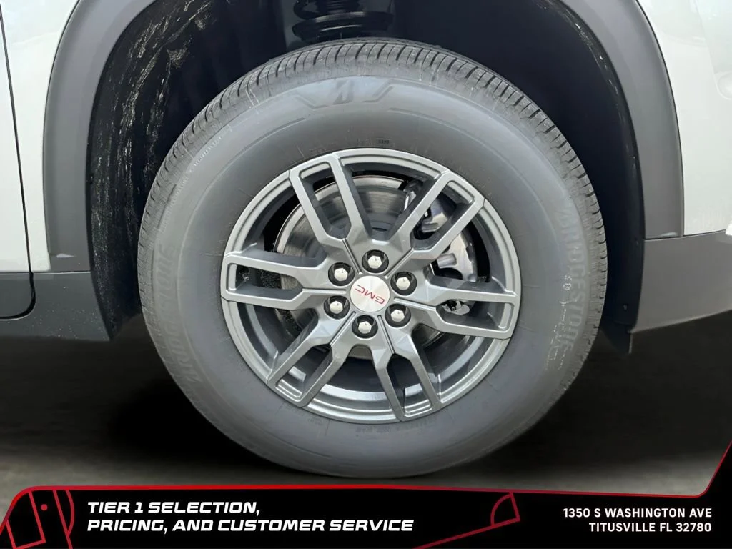 New 2026 Sterling Metallic GMC Elevation image 36