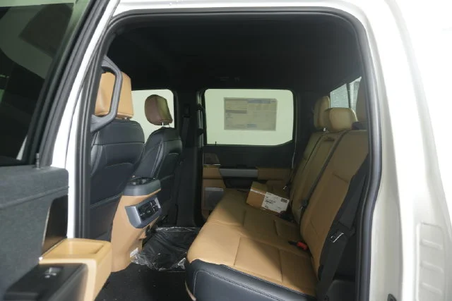 New 2026 Star White Metallic Tri-Coat Ford F-350® Lariat® image 32