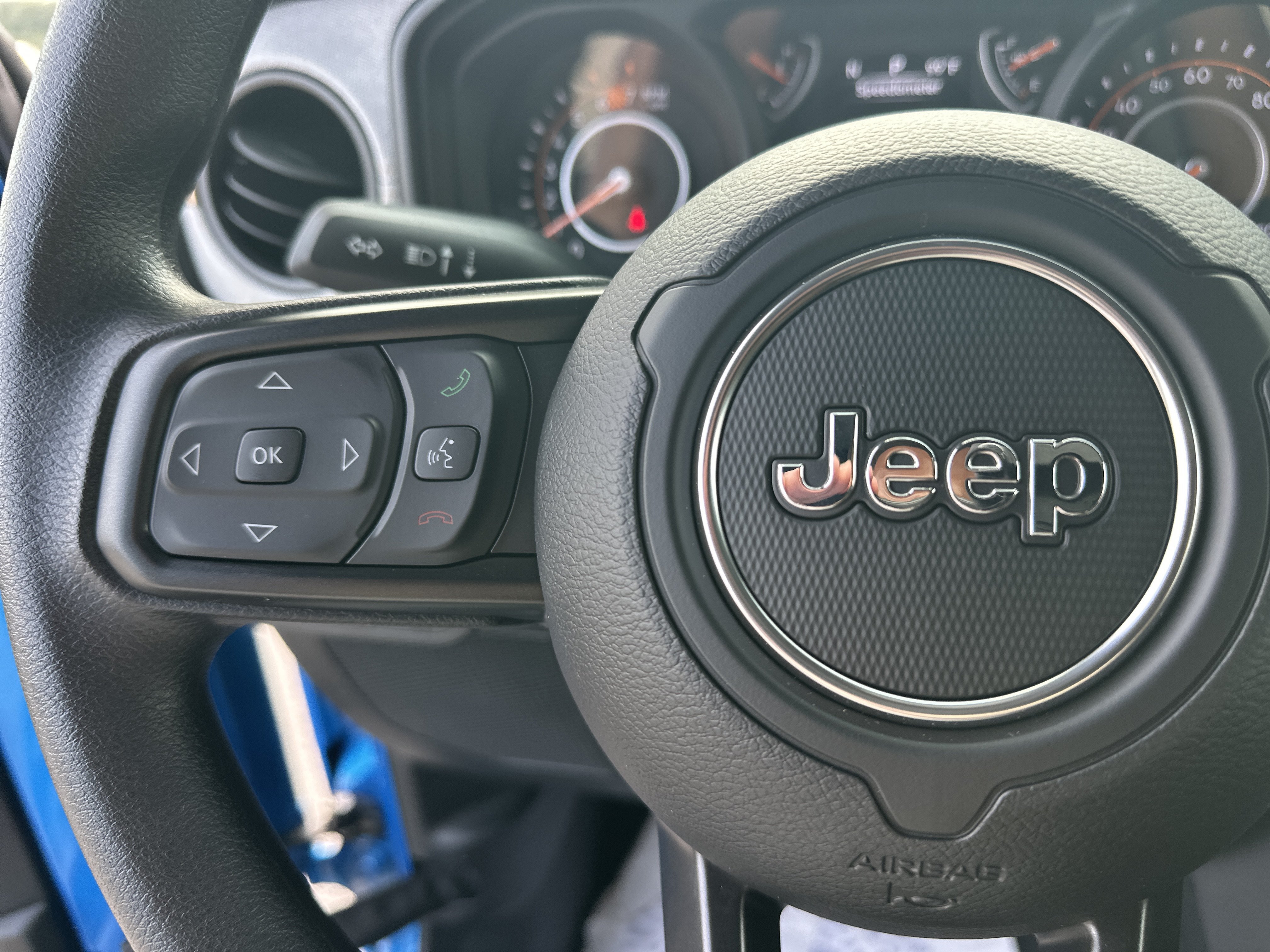 New 2026 Hydro Blue Pearl-Coat Exterior Paint Jeep Sport image 25