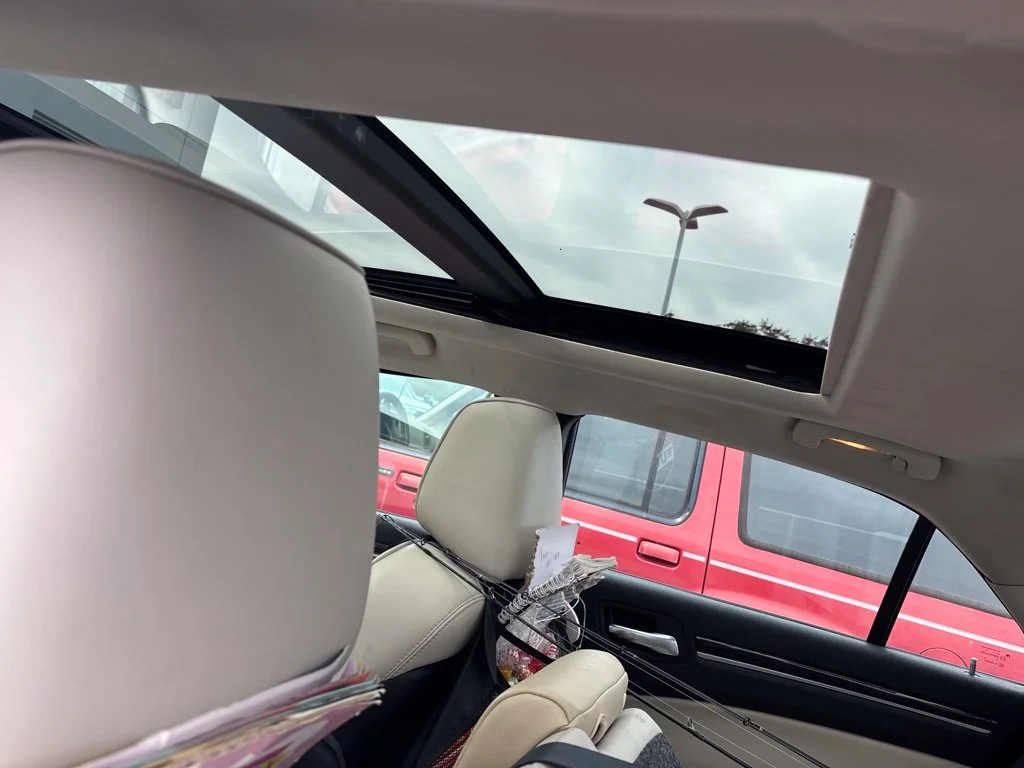 Used 2021 White Chrysler Touring image 18