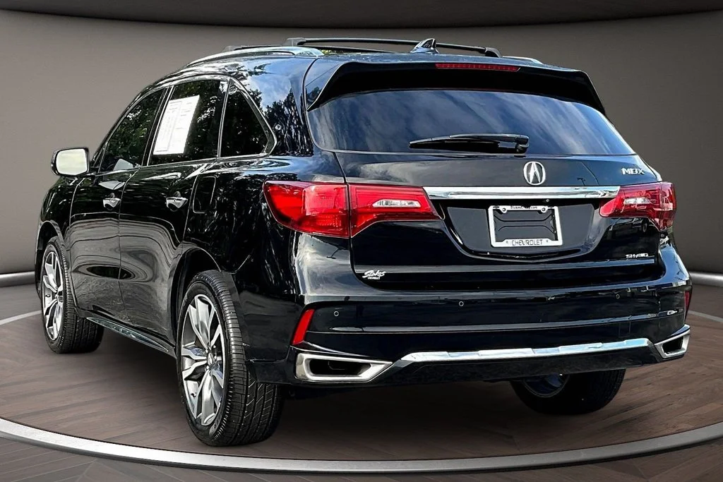 Used 2020  Acura Advance image 3