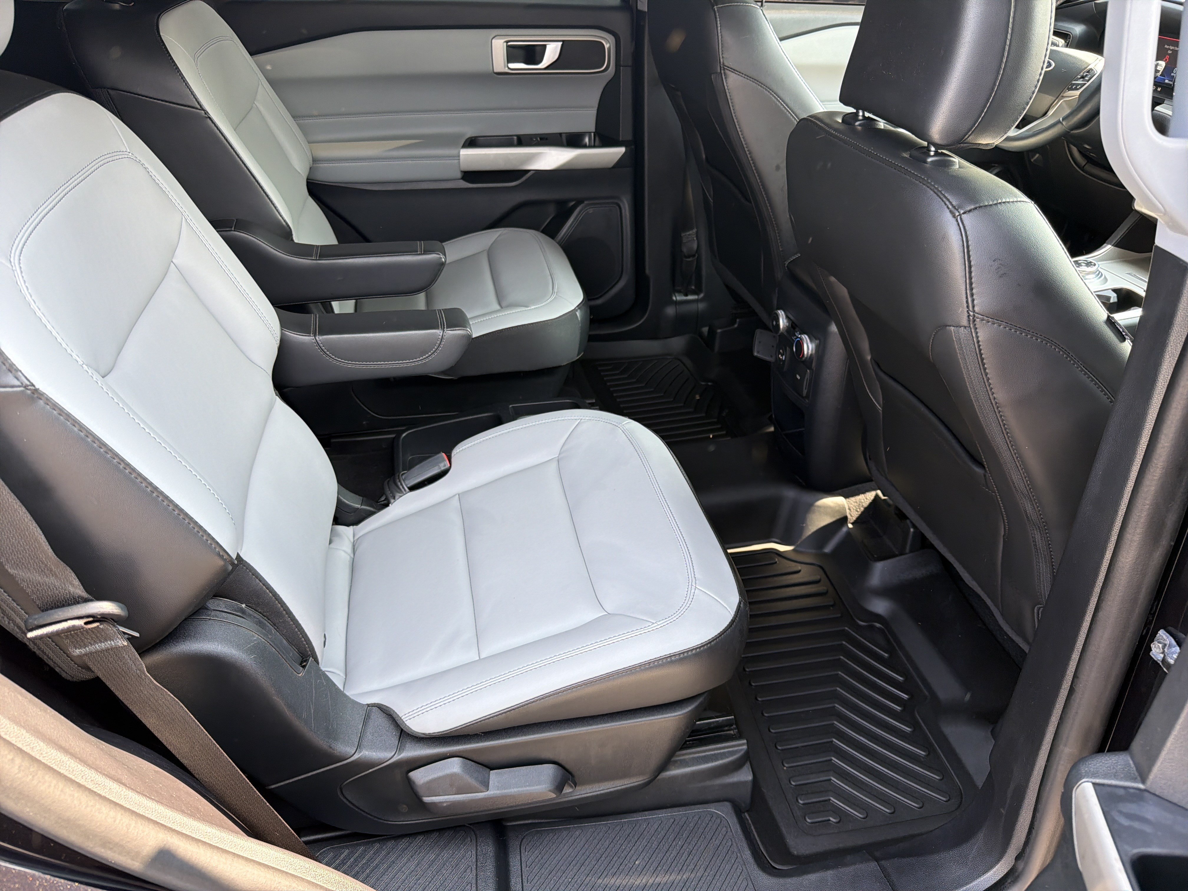 Used 2021 Black Ford XLT image 15
