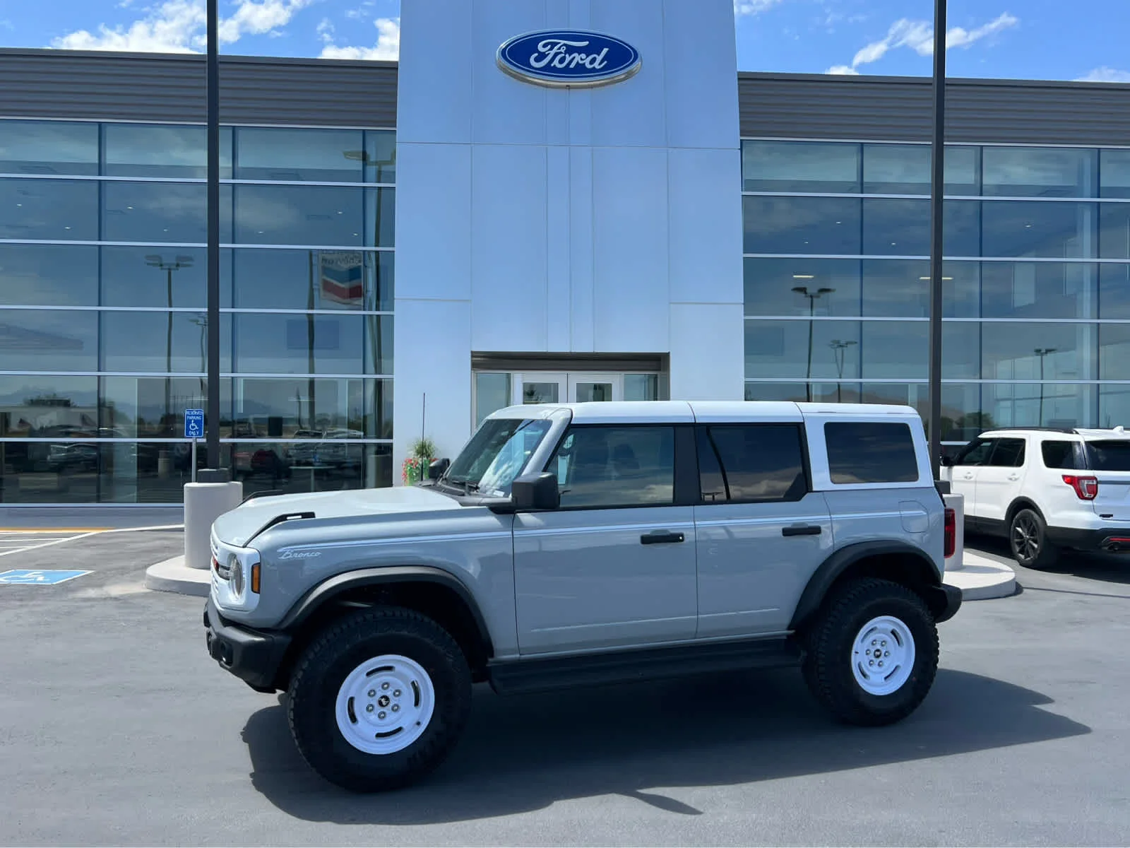 2026 Ford Bronco Heritage Edition