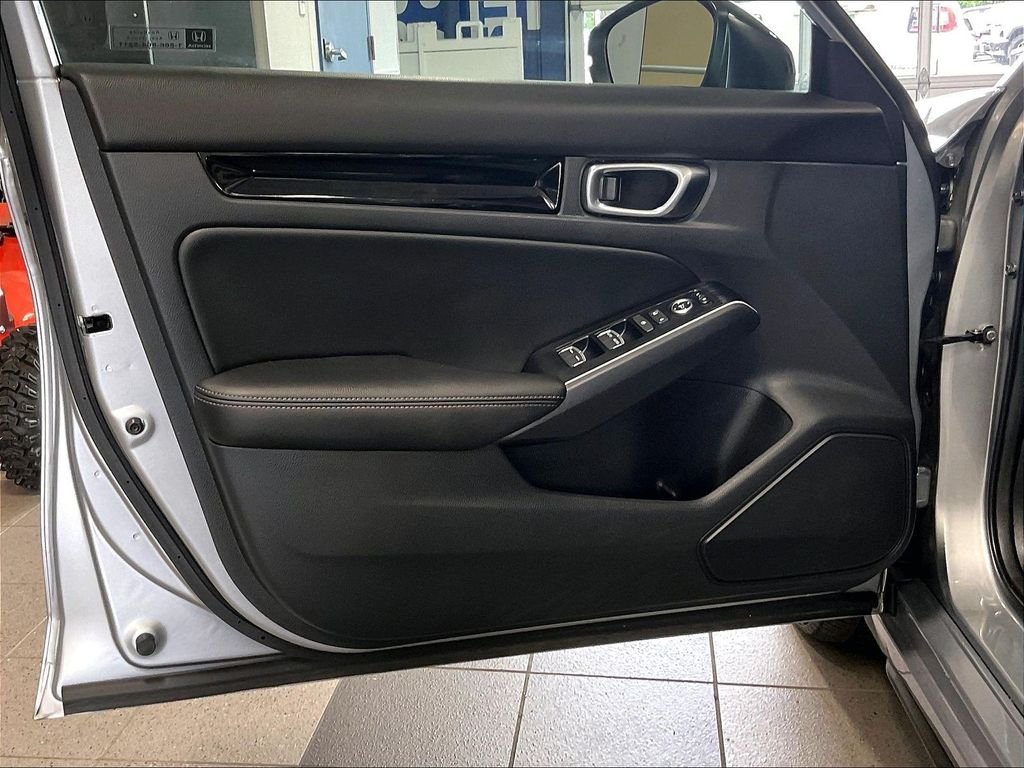 Used 2025 Silver Honda Sport Touring image 9