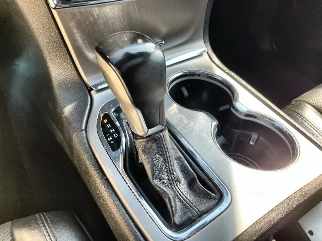 Used 2019 Silver Jeep Altitude image 24