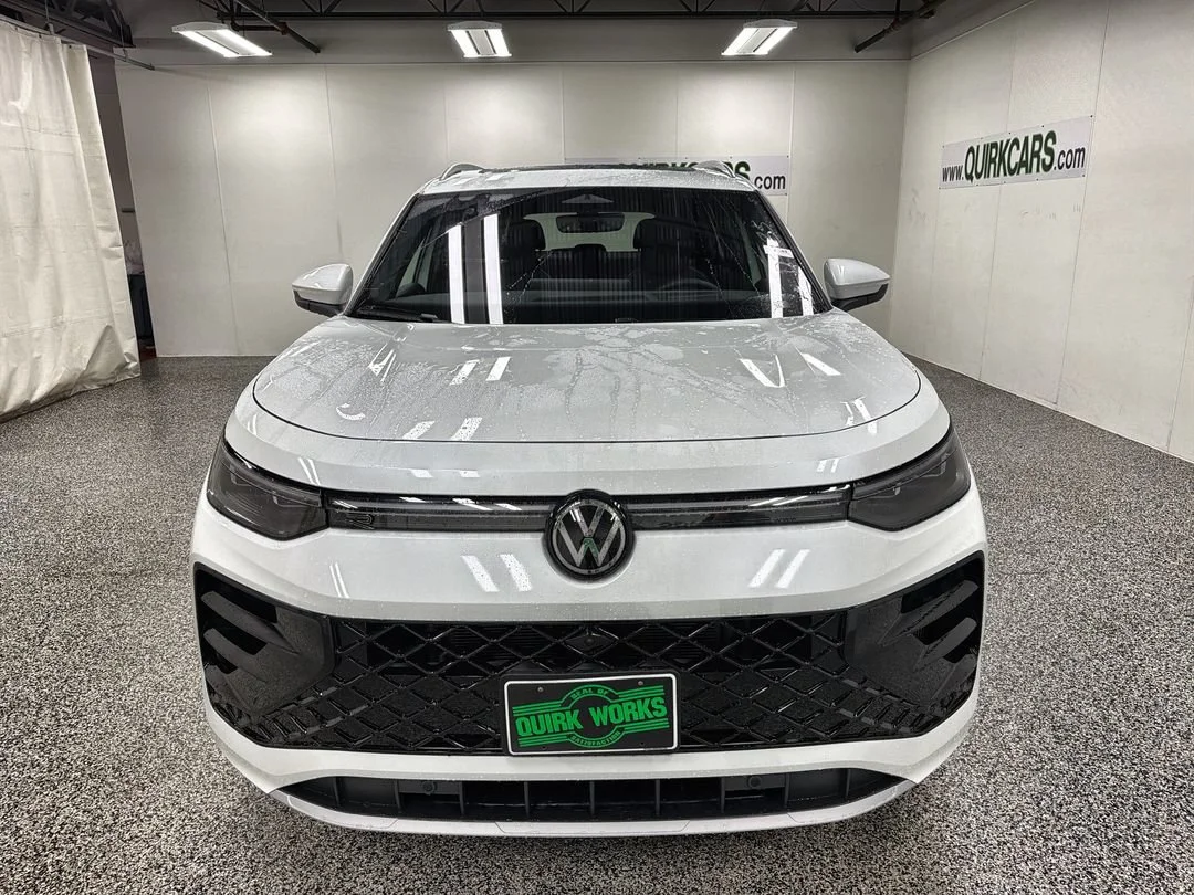 New 2026 Opal White Pearl Volkswagen SEL R-Line Turbo image 1