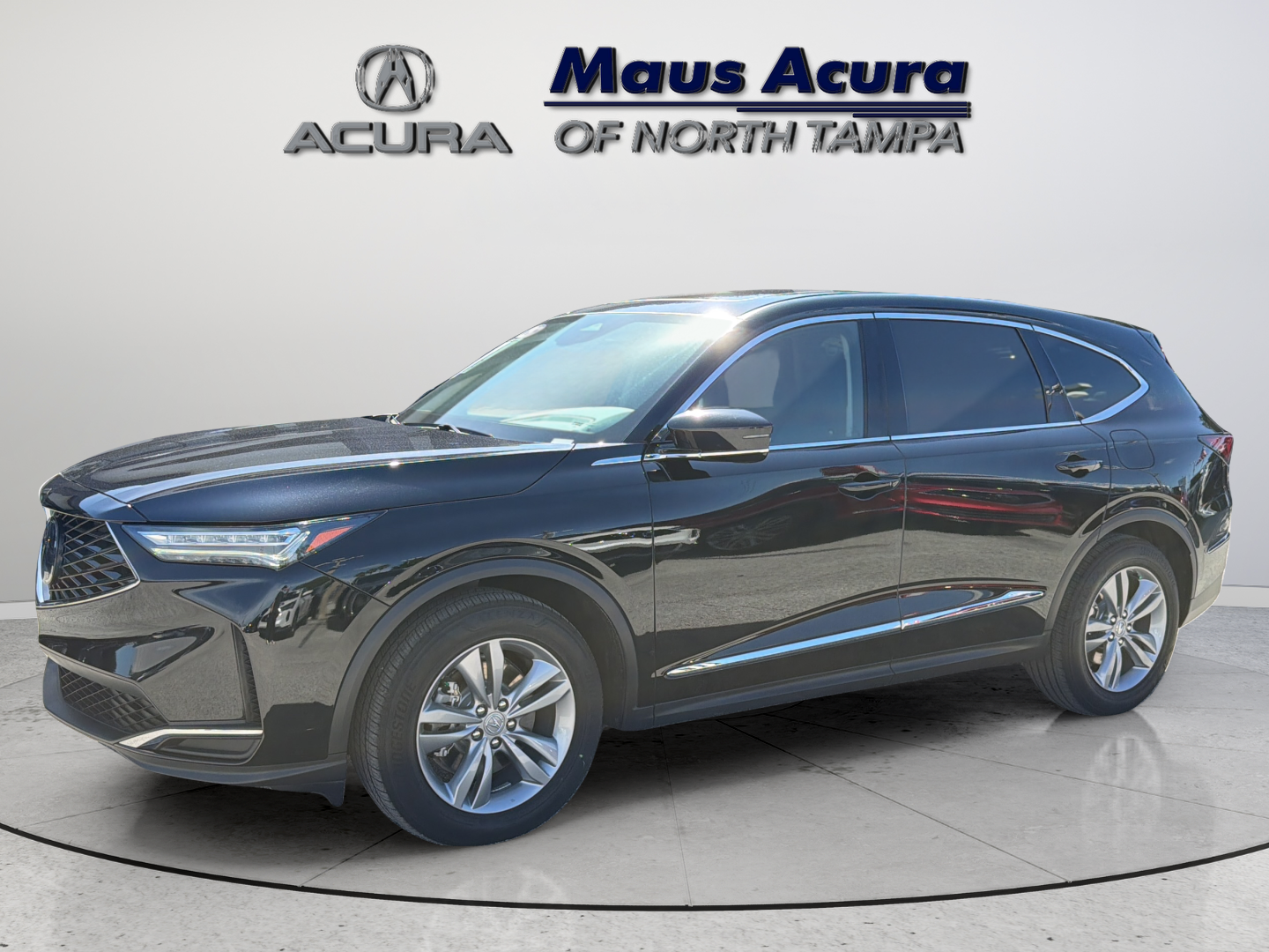Used 2025 Majestic Black Pearl Acura Base image 5