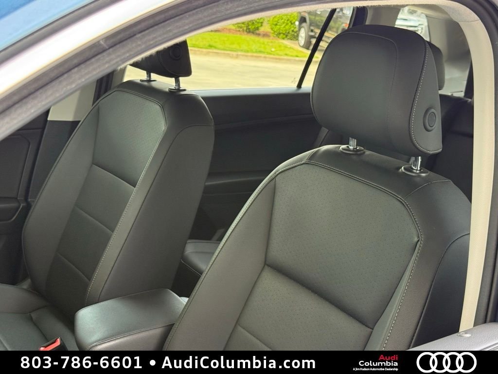 Used 2020 Blue Volkswagen 2.0T SE image 17
