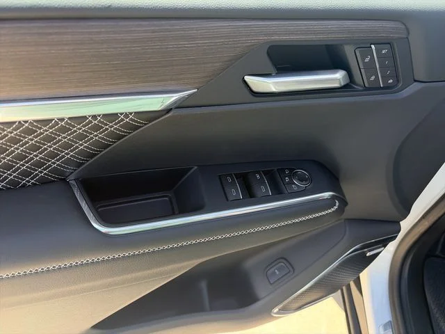 New 2027 White GMC Denali image 15