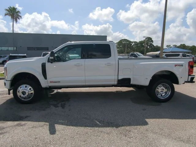 New 2026 Star White Metallic Tri-Coat Ford F-450® Platinum® image 7