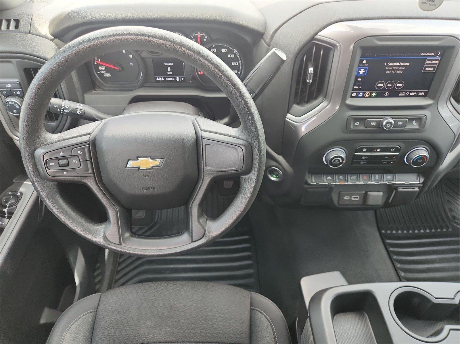 2024 Chevrolet Silverado 1500 photo 11 of 32