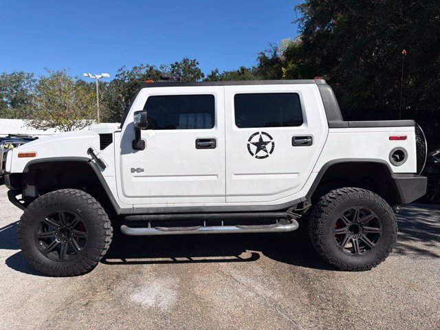 Used 2006 White HUMMER Base image 2