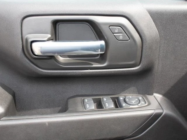 2025 GMC Sierra 2500HD Pro - Photo 8