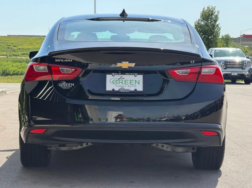 Used 2018 Black Chevrolet LT image 8
