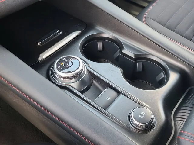 Used 2025 Gray Ford ST-Line image 35