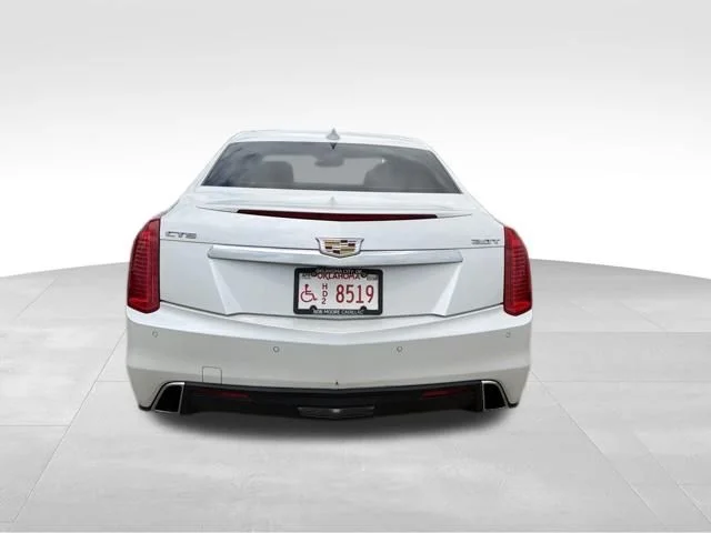 Used 2018 White Cadillac 2.0L Turbo Luxury image 4