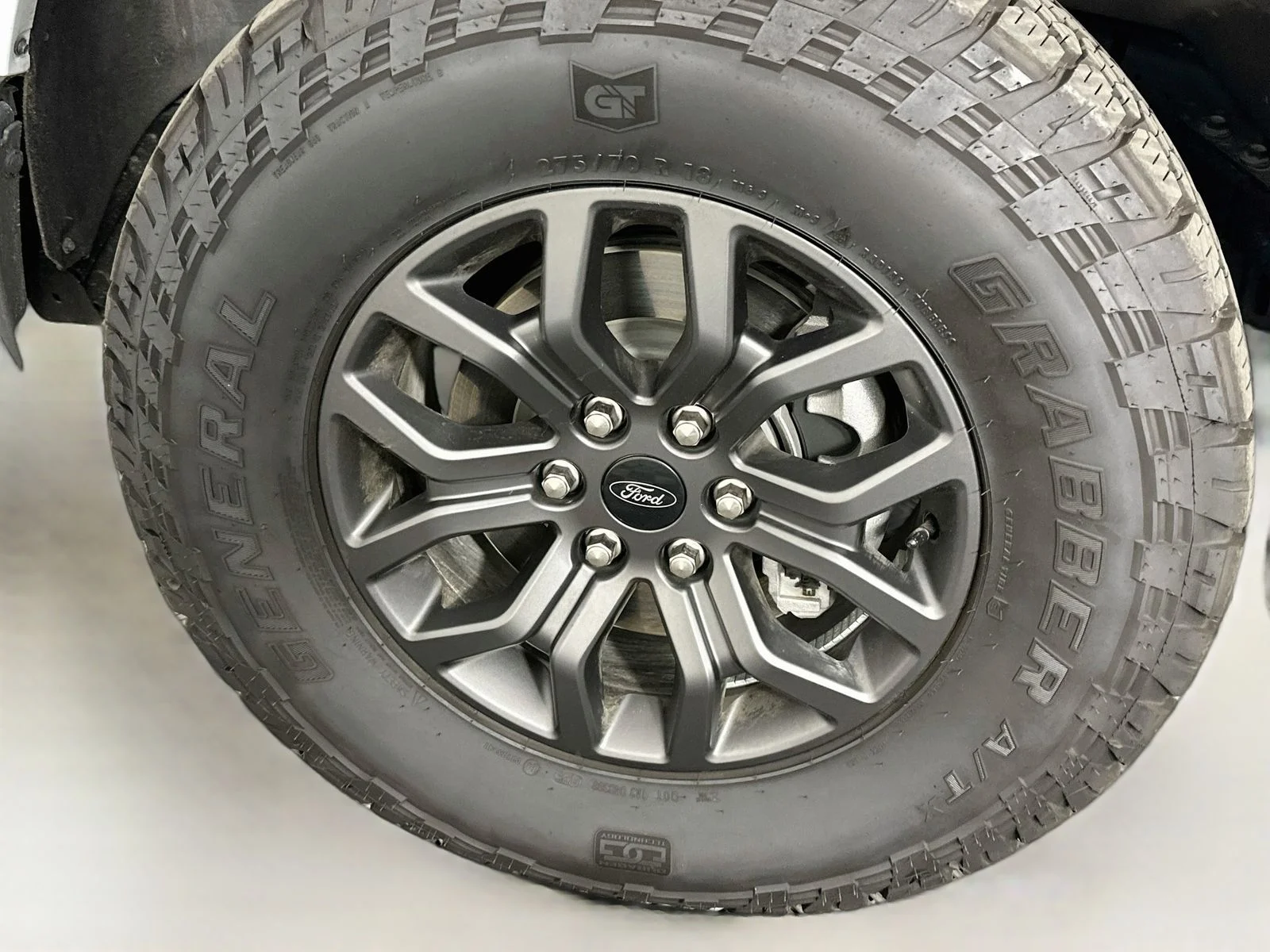 Used 2025 White Ford Tremor image 34