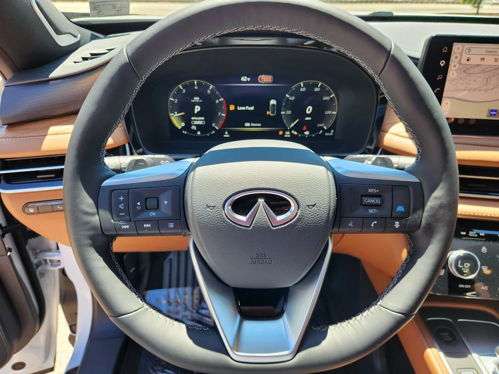 New 2027 2T RAD WHT INFINITI Autograph AWD image 19