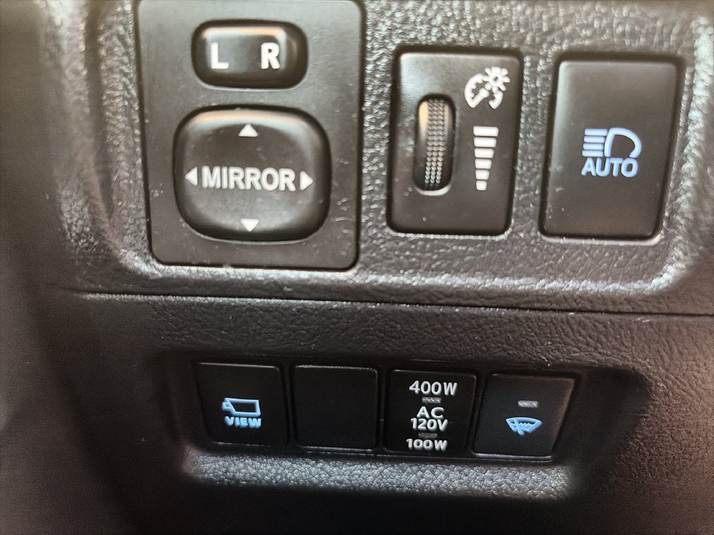 2023 Toyota 4Runner Limited - Photo 18