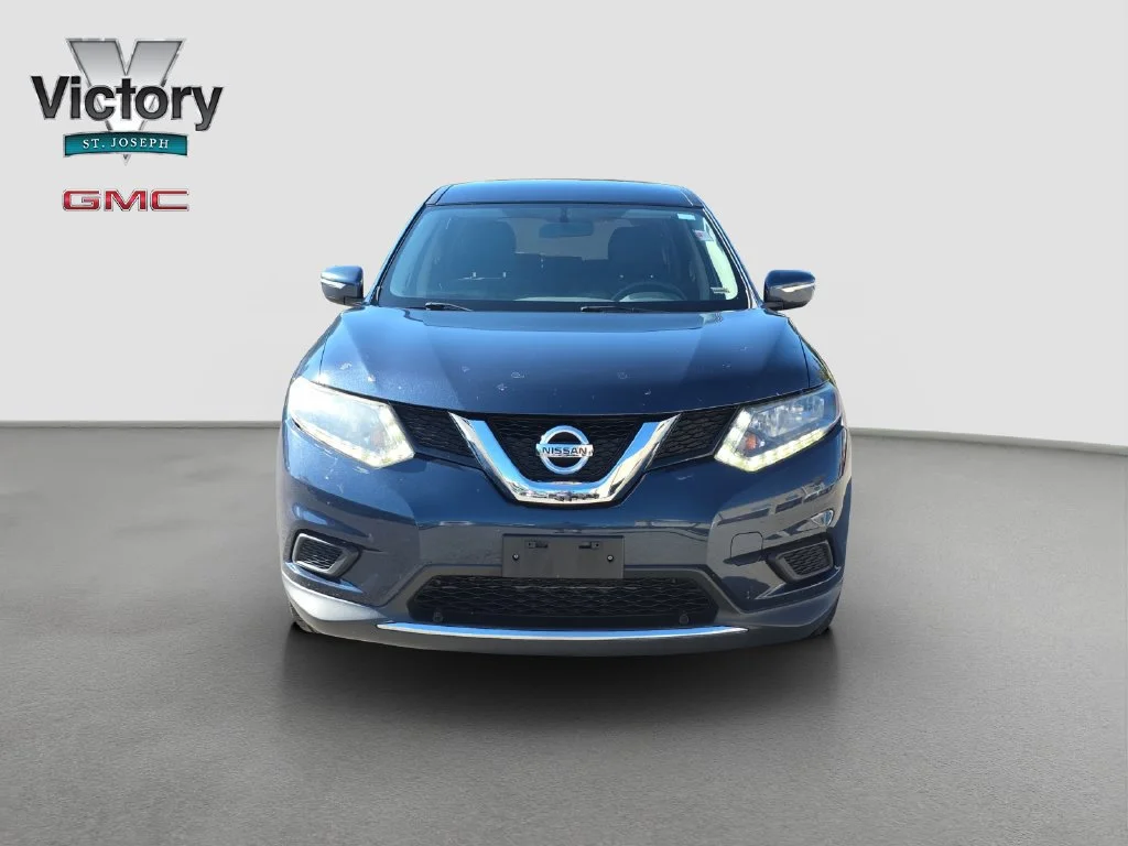 Used 2015 Nissan Rogue S with VIN KNMAT2MV8FP533047 for sale in Kansas City