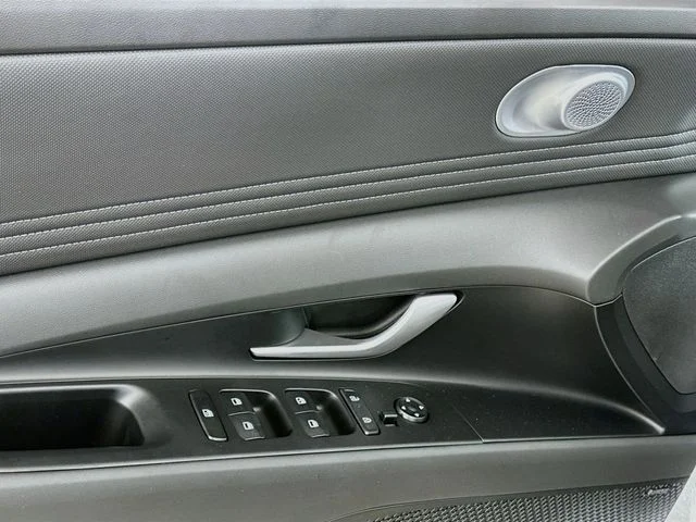 New 2026 Hyundai ELANTRA Limited